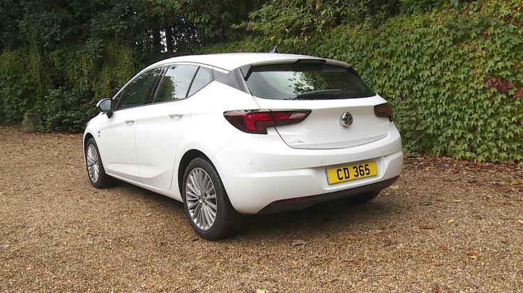 Vauxhall ASTRA DIESEL HATCHBACK 1.5 Turbo D Business Edition Nav 5dr Auto